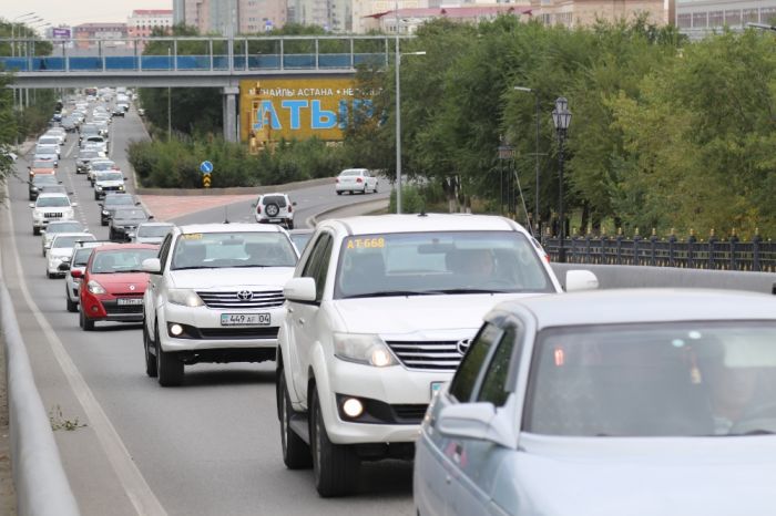 Перейти улицу в Атырау и не умереть