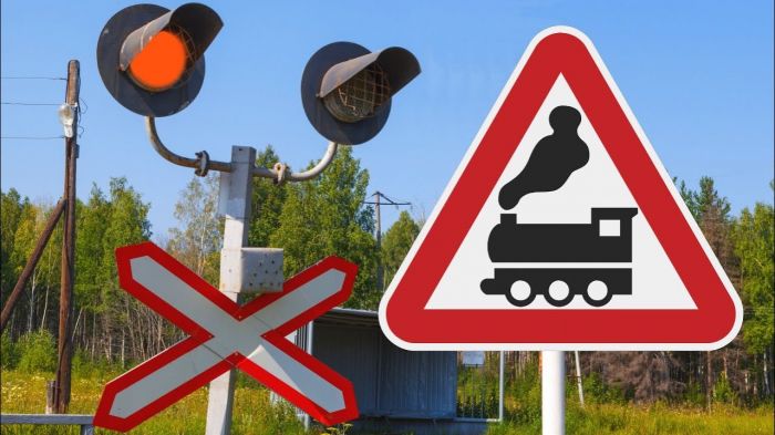 Поезд столкнулся с авто в Актюбинской области: один человек погиб