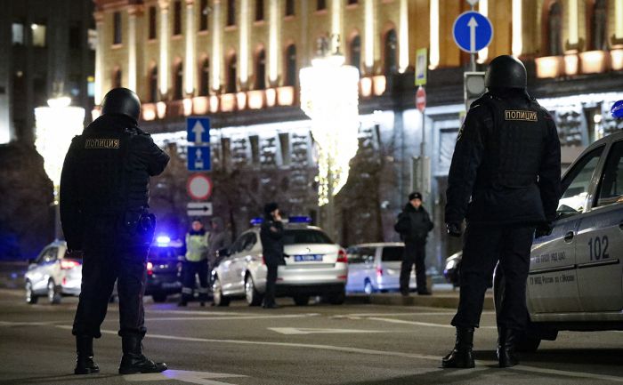 При стрельбе в центре Москвы пострадали четверо сотрудников спецслужб 