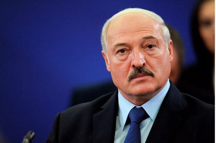 Лукашенко поручил провести переговоры с Казахстаном по нефти 