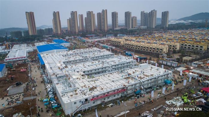 Китай за 10 дней построил в Ухане новую больницу для борьбы с коронавирусом 