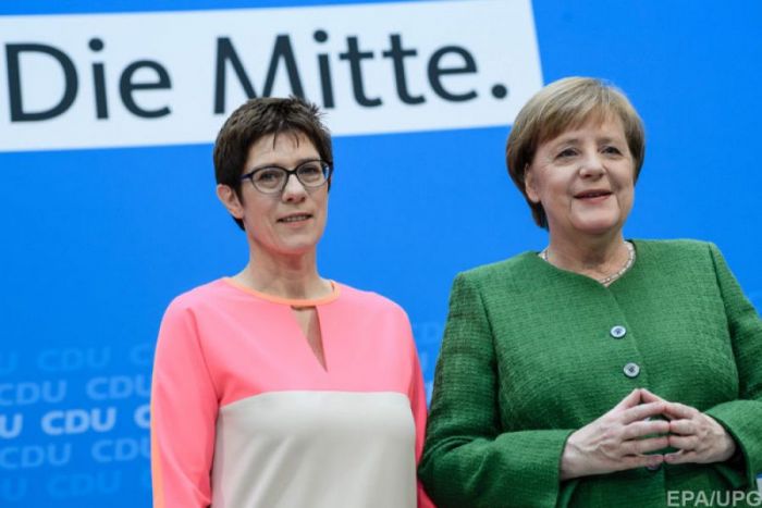 Преемница Меркель не будет претендовать на пост канцлера ФРГ