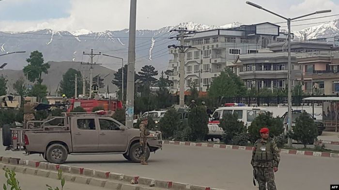 Не менее шести человек погибли при атаке смертника в Кабуле