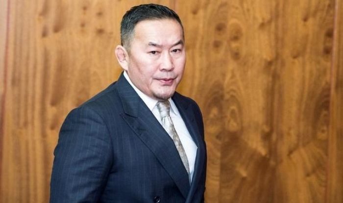 Монголия подтвердила помещение президента страны на карантин