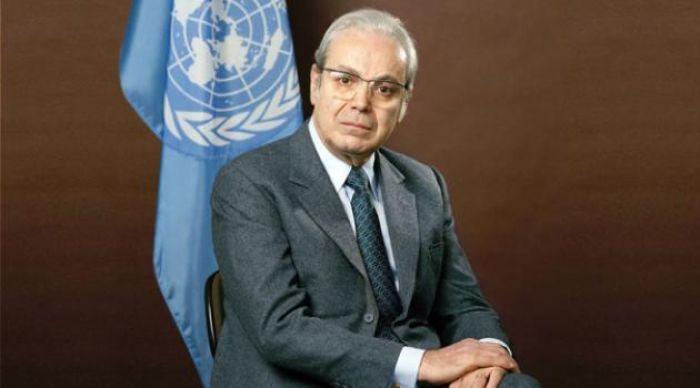 Бывший генсек ООН Перес де Куэльяр умер в возрасте 100 лет