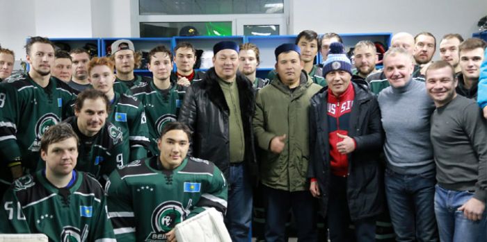 Хоккеисты «Бейбарыса» написали премьер-министру и акиму Атырауской области