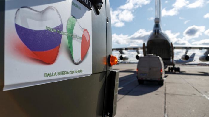 La Stampa: 80% российских поставок в Италию «бесполезны» для борьбы с COVID-19