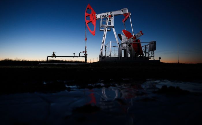 Цена на нефть WTI упала до $20 за баррель впервые с 2002 года 