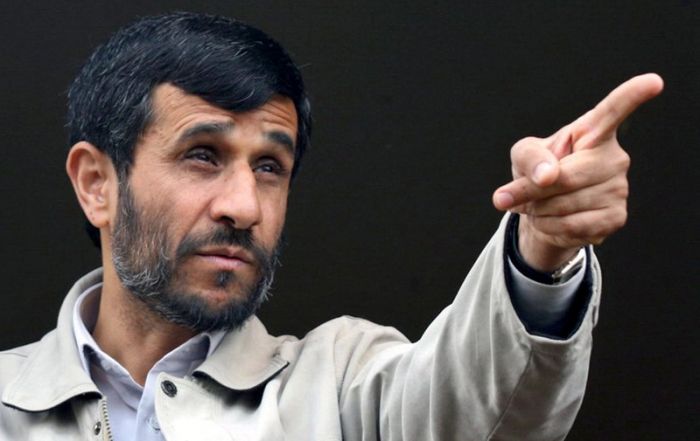 Ахмадинежад забросал вопросами Назарбаева и других президентов