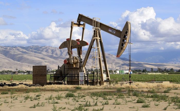 Цена нефти Brent превысила $24 за баррель 