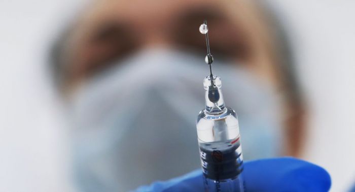 Johnson & Johnson планирует поставить миллиард вакцин от коронавируса