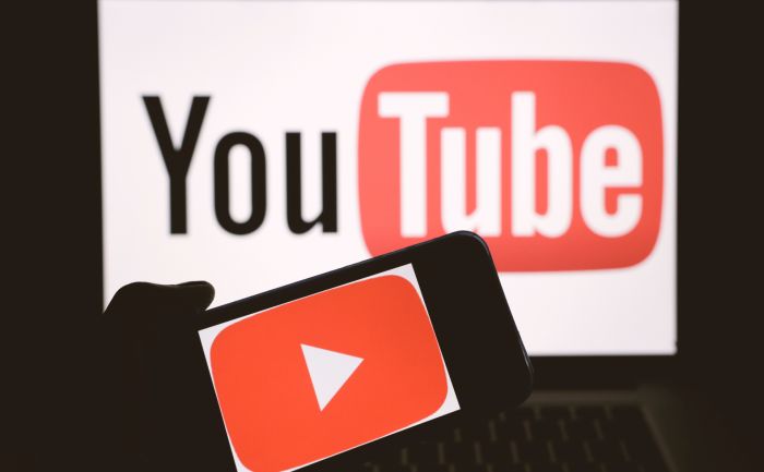 YouTube назвал запрещенные темы по коронавирусу