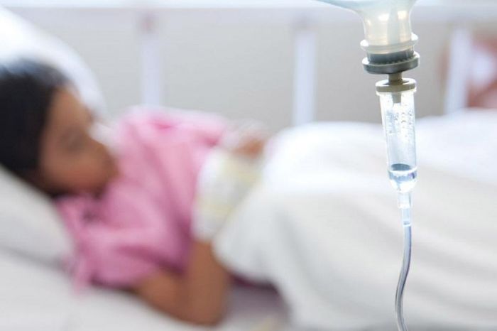 Трёхлетняя девочка заразилась коронавирусом в Атырауской области
