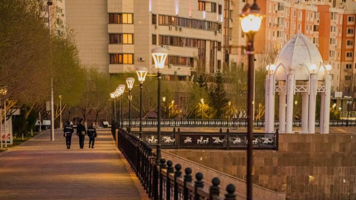 Митингующие могут заразить весь город - главный санврач Нур-Султана