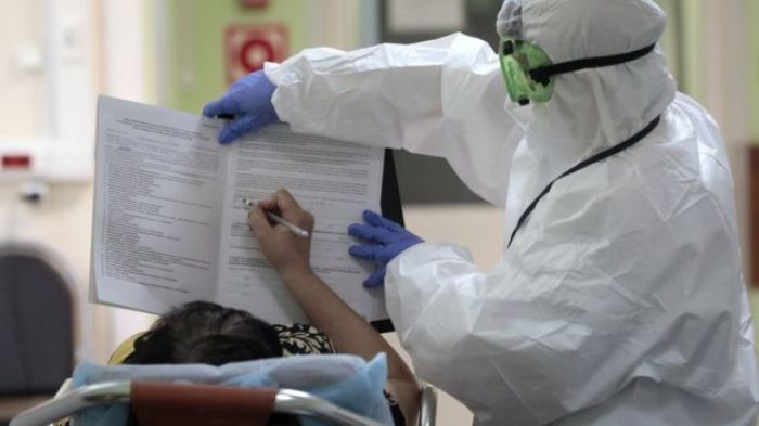 Число заразившихся коронавирусом в России превысило полмиллиона