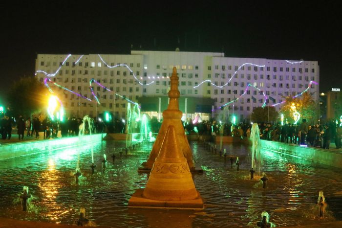 Обновлённый фонтан на площади Бейбарыса откроется в июле