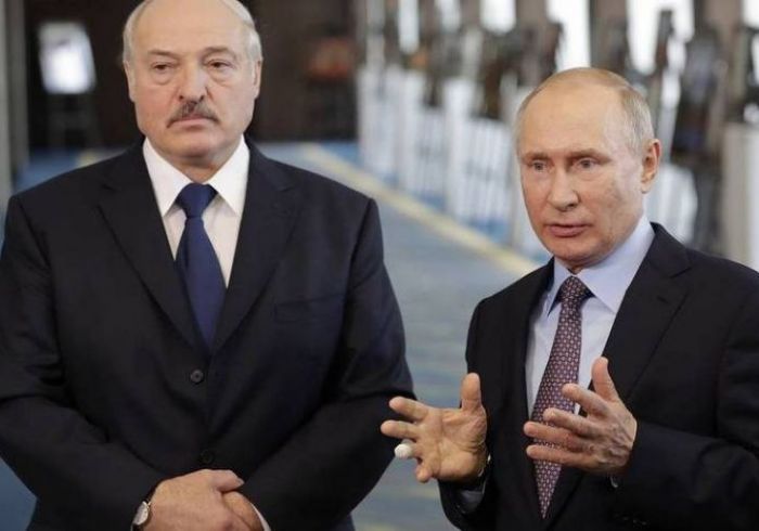 Лукашенко приказал выводить деньги из российских банков