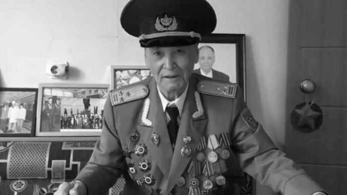 Умер ветеран, которого не пустили к Вечному огню в Алматы