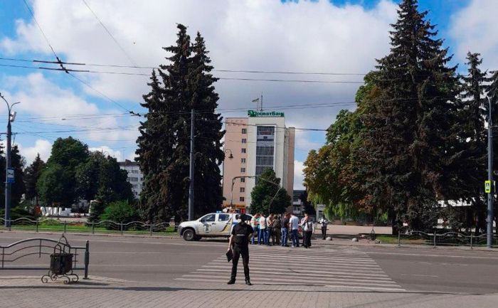 В Украине захватили автобус с заложниками