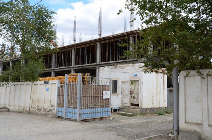 На месте инфекционки будет коммерческий объект