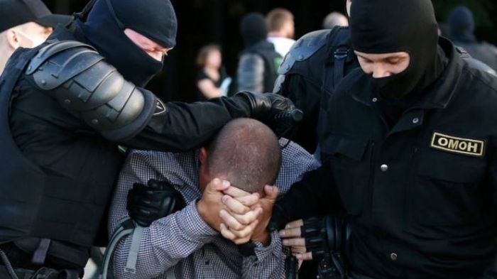 Почему белорусский ОМОН ведет себя так жестоко? Интервью с бывшим бойцом 