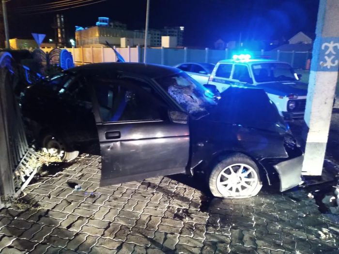 ​Пьяный водитель врезался в ограждение парка Победы и лишился прав на 7 лет