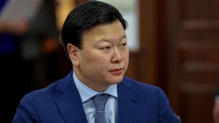 Локдаун в Казахстане могут ввести в декабре - три сценария назвал Цой 