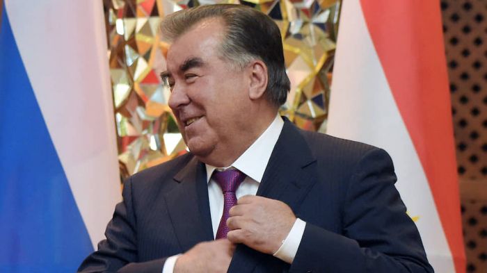 В Таджикистане проходят выборы президента