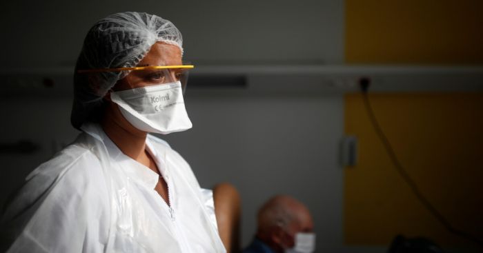 В Нидерландах умер первый в мире человек после повторного заражения COVID 