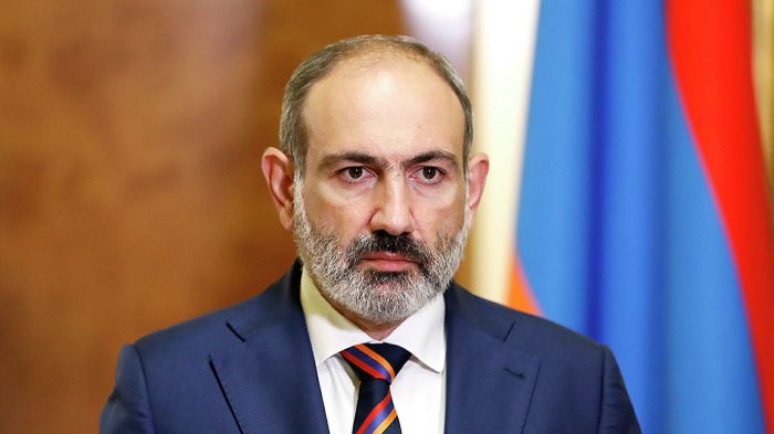 Пашинян рассказал об отступлении карабахской армии
