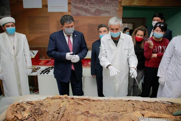 В Атырауской области обнаружены останки «железного человека»