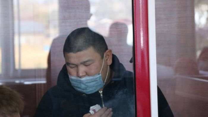 Оглашен приговор экс-полицейскому, сбившему коллег на блокпосту в Алматы 