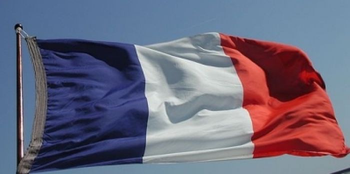 Франция обяжет богачей нести финансовое бремя по борьбе с бюджетным кризисом