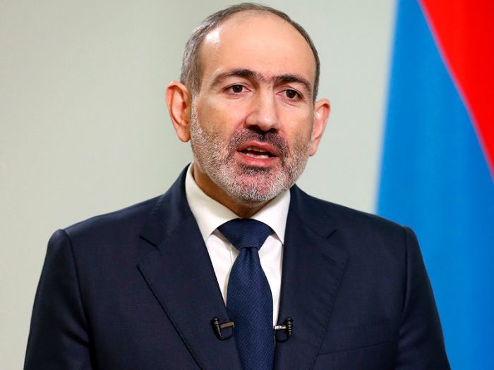 Пашинян объяснил, почему не "посоветовался с народом" перед подписанием соглашения о Карабахе