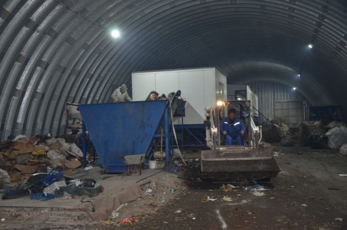 Раздельный сбор: нужно много мусоровозов и революция в мозгах 