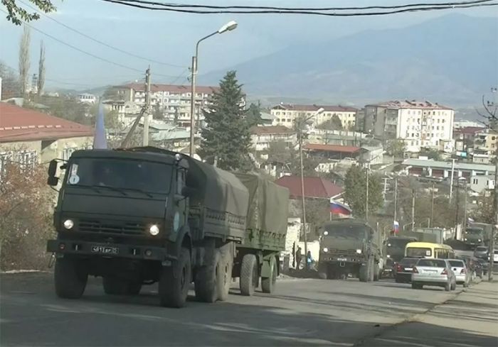 Российские военные развернули военный госпиталь в Степанакерте