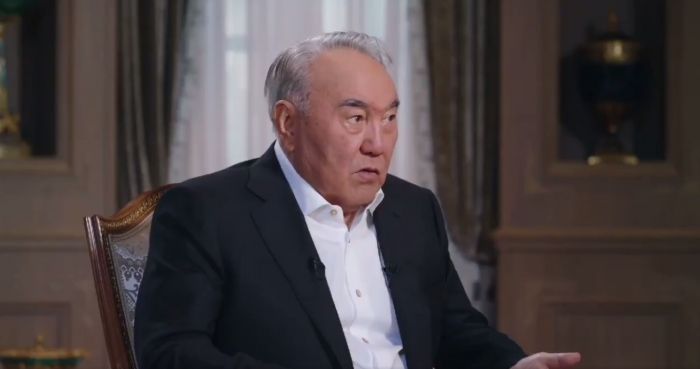 Группа людей решила захватить акимат - Назарбаев 