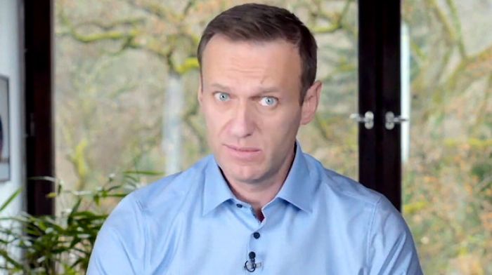 "Я знаю, кто хотел меня убить": Навальный при помощи четырех СМИ выяснил имена своих отравителей