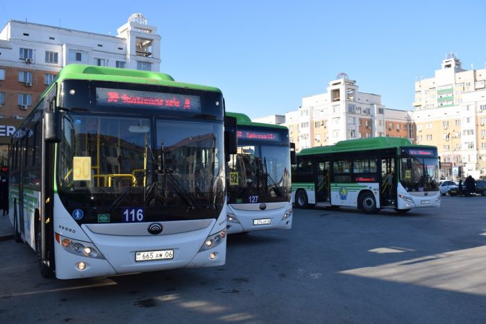 «Метановые» автобусы вышли на маршруты