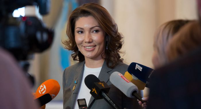"Дайте 15 миллионов на жилье" - казахстанцы просят денег у Алии Назарбаевой 
