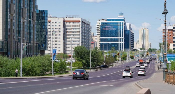 Главный санврач Казахстана подписал постановление о смягчении карантина 