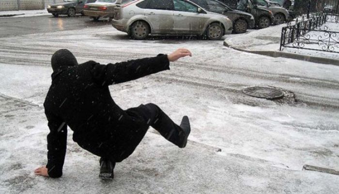 Тяжёлая неделя в Атырау: обморожения, вывихи, переломы