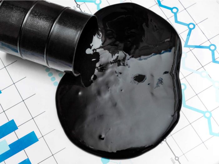 Цена нефти Brent поднялась выше $69 впервые с января 2020 года