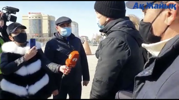 Гражданских активистов в Атырау обложили штрафами