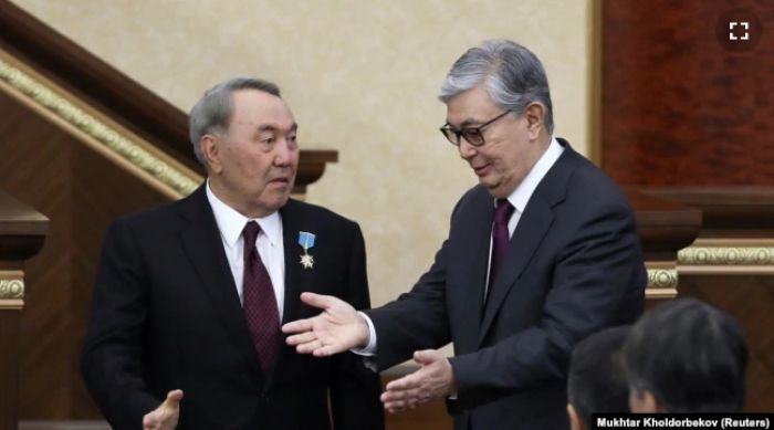 «Размышления к двухлетию транзита власти». «Пачка с патронами: как повлияет на Казахстан обострение отношений США и РФ?»