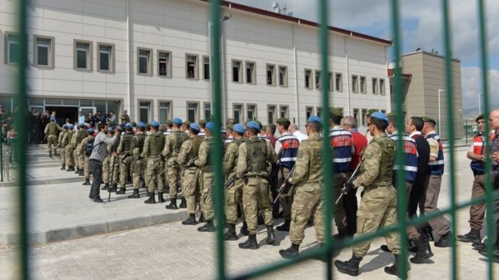 Более 20 турецких военных приговорены к пожизненному заключению 