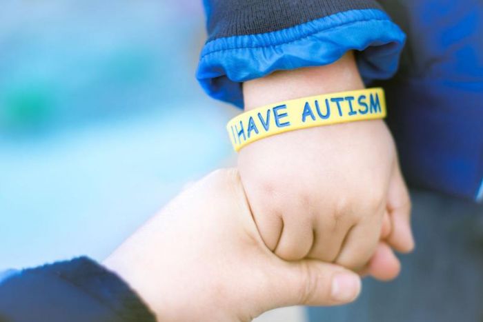 Какая помощь полагается страдающим аутизмом детям в Казахстане