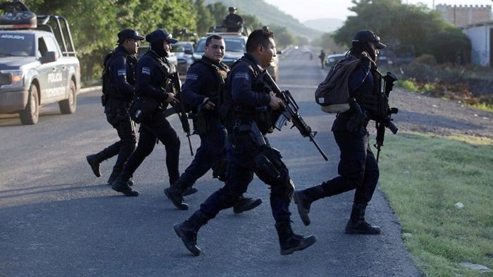 Мексиканские наркокартели начали атаковать силовиков с воздуха