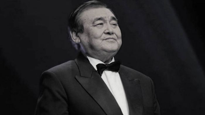 Умер казахстанский певец Ескендир Хасангалиев
