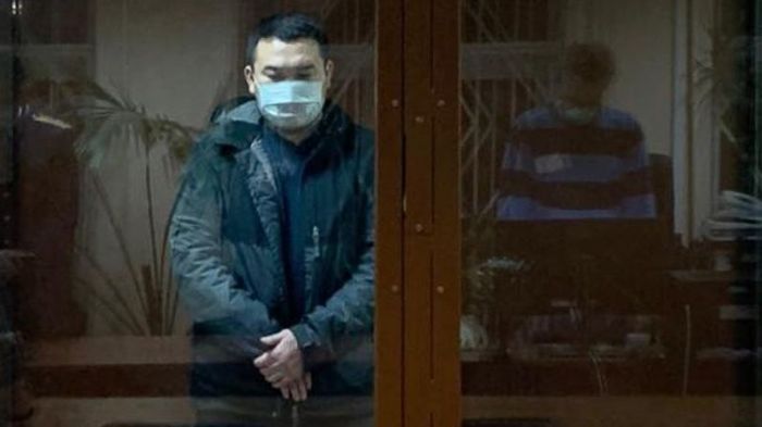 Обвиняемый в нападении на силовика на акции Навального Есенов получил 4 года 
